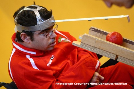 JOSÉ MACEDO A APONTAR DE CIMA