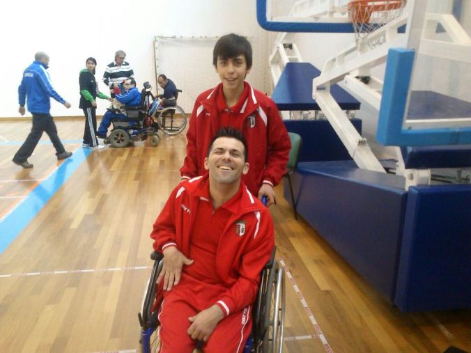 734101_230095720461810_210257333_n(1)